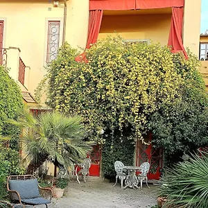 Drom & Bed and breakfast Florencia