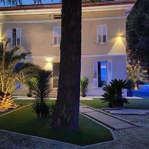 https://villa-primodi.emilia-romagnahotels.net
